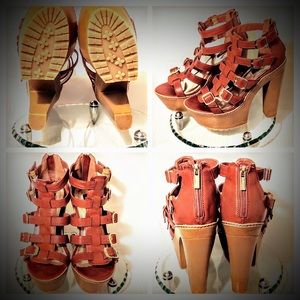 DOLLHOUSE-Gladiator Platform/Flatform Sandals!